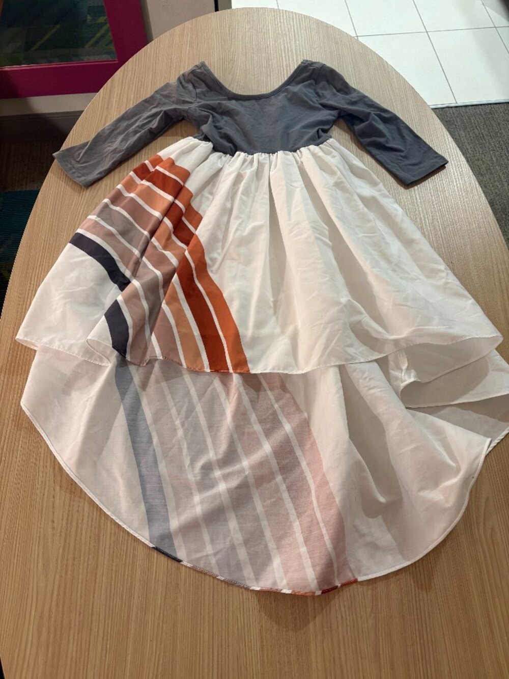 Oopsie Daisy Hi Lo Dress 6 Gray Top Neutral Rainbow Print Skirt Cotton Blend